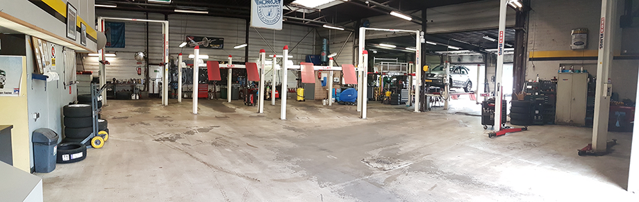 Panorama van de werkplaats van Oto Eys
